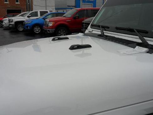 Used 2021 Jeep Wrangler Unlimited Sport image 26