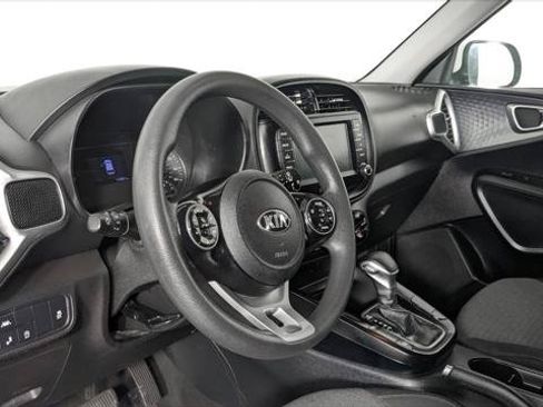 Used 2021 Kia Soul S FWD image 23
