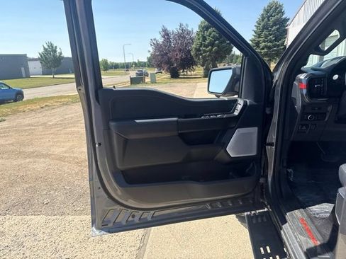 Used 2025 Ford F150 Raptor AWD/4WD image 18
