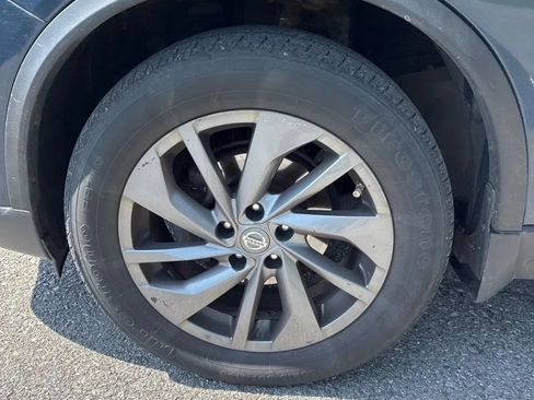 Used 2016 Nissan Rogue SL w/ SL Premium Package AWD/4WD image 14