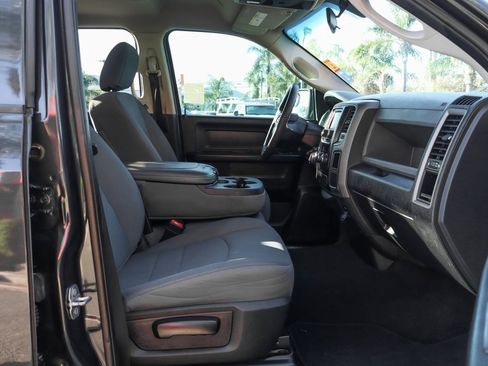 Used 2018 RAM 1500 Express image 35