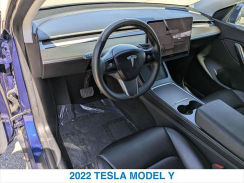 Used 2022 Tesla Model Y Long Range AWD/4WD image 14