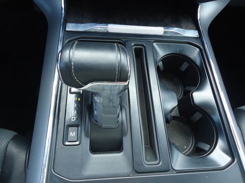 Used 2023 Ford F150 Lariat w/ Equipment Group 502A High image 32