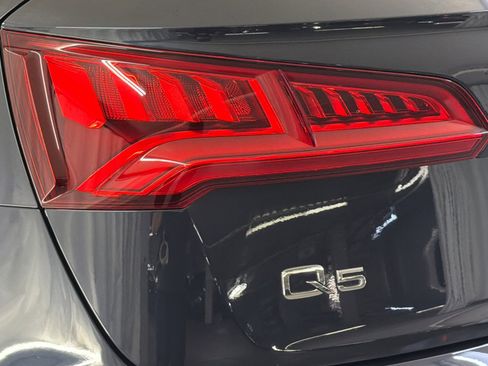 Used 2019 Audi Q5 2.0T Premium w/ Convenience Package image 12
