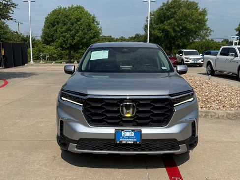 Used 2025 Honda Pilot EX-L image 9