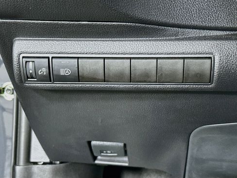 Used 2025 Toyota Corolla LE w/ Convenience Package FWD image 16