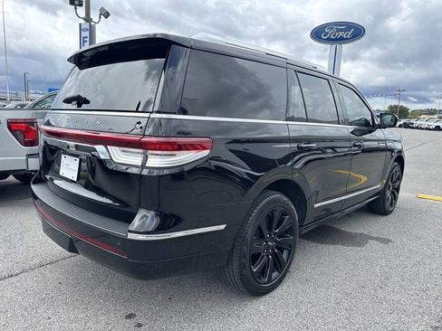 Certified 2024 Lincoln Navigator Reserve AWD/4WD image 5