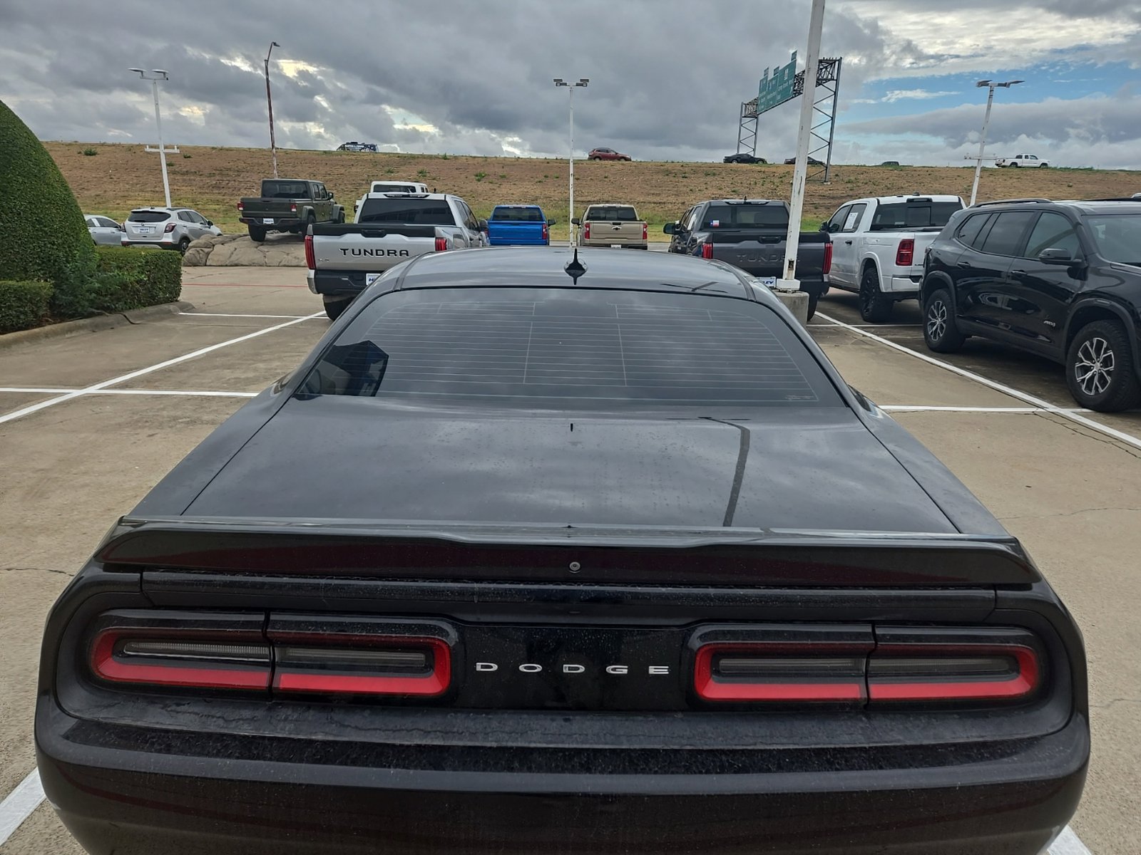 Used 2016 Dodge Challenger SXT Plus RWD image 6