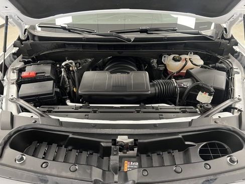 Used 2024 GMC Yukon XL AT4 image 59