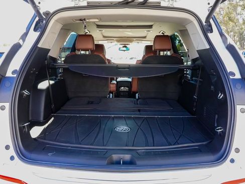 Used 2020 Buick Enclave Avenir w/ Avenir Technology Package image 12