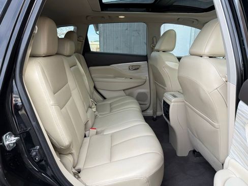 Used 2018 Nissan Murano Platinum FWD image 16