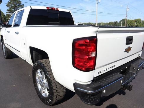 Used 2017 Chevrolet Silverado 2500 LTZ w/ Duramax Plus Package AWD/4WD image 7