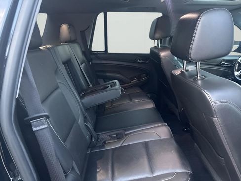 Used 2019 GMC Yukon SLT w/ Premium Edition AWD/4WD image 17