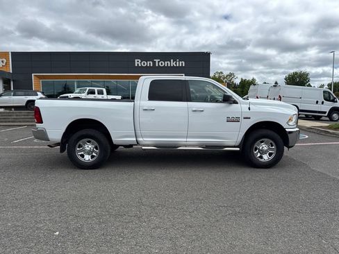 Used 2016 RAM 2500 SLT AWD/4WD image 10