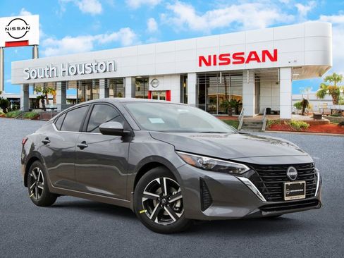 New 2025 Nissan Sentra SV image 1