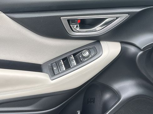 Used 2019 Subaru Forester Premium AWD/4WD image 24