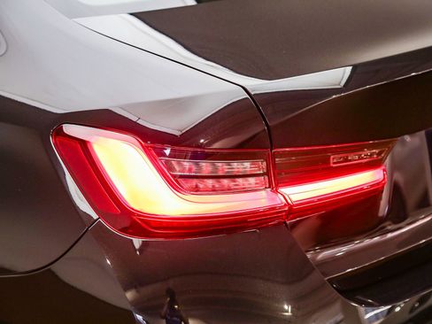 Certified 2023 BMW 330i Sedan w/ Premium Package RWD image 12