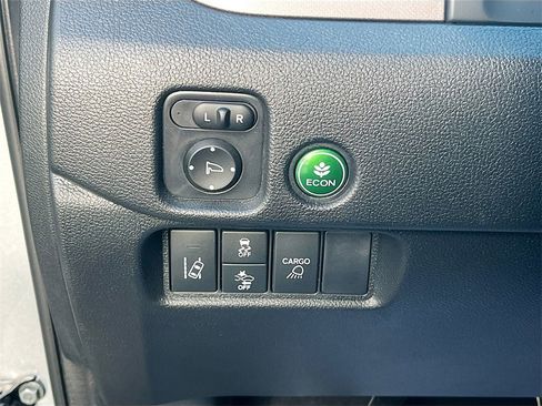 Used 2025 Honda Ridgeline RTL+ image 10