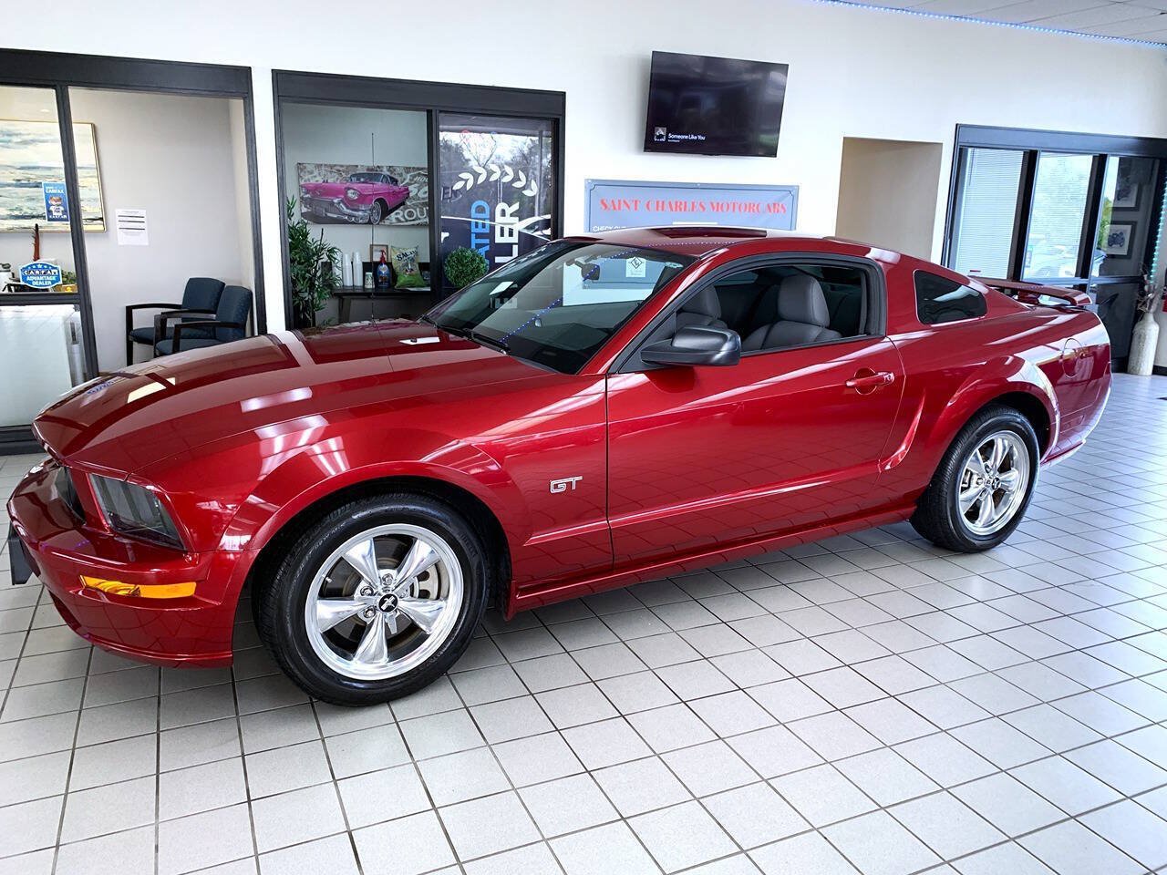 Used 2006 Ford Mustang GT RWD image 3