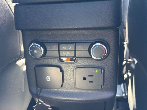 Used 2017 Ford Explorer Limited w/ Equipment Group 301A AWD/4WD image 22