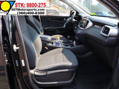 Used 2016 Kia Sorento AWD w/ LX Convenience Package image 18