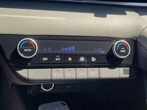 New 2026 Hyundai Elantra Sport image 12