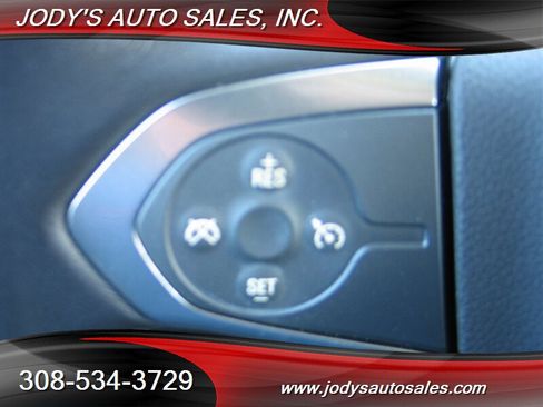 Used 2018 Chevrolet Tahoe LS w/ Skid Plate Package AWD/4WD image 13