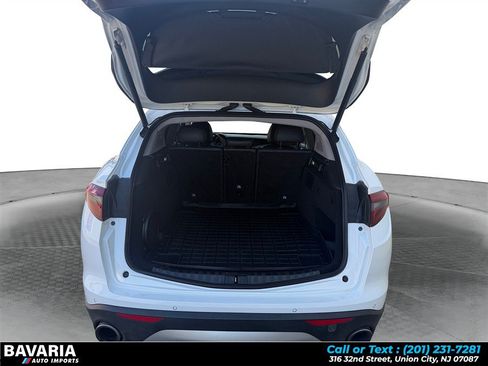 Used 2018 Alfa Romeo Stelvio Ti AWD/4WD image 18