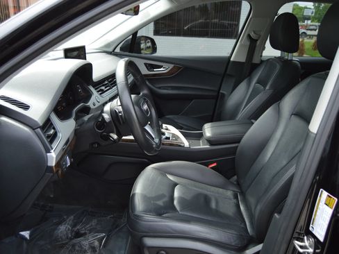 Used 2018 Audi Q7 2.0T Premium Plus w/ Premium Plus Package AWD/4WD image 10