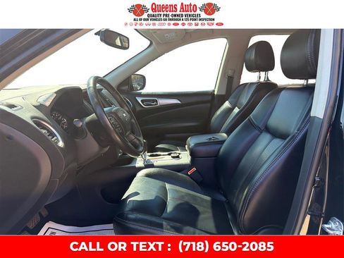 Used 2018 Nissan Pathfinder SL w/ Midnight Edition Package image 10