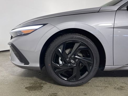 New 2026 Hyundai Elantra Sport image 11