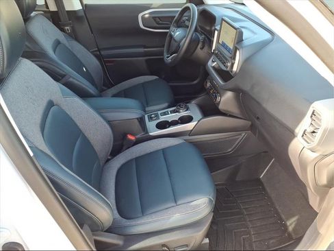 Used 2024 Ford Bronco Sport Outer Banks w/ Tech Package image 18