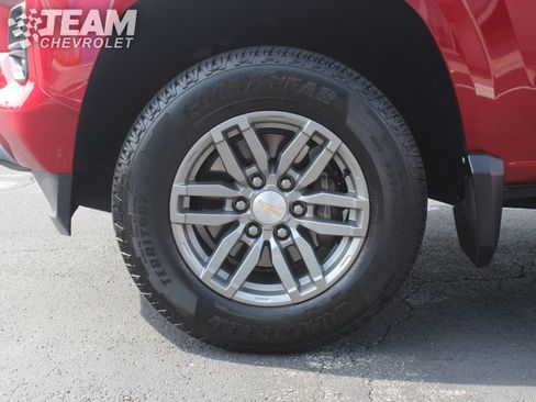 Used 2023 Chevrolet Colorado LT w/ LT Convenience Package II AWD/4WD image 29
