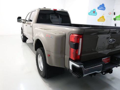 Used 2026 Ford F350 Lariat w/ FX4 Off-Road Package AWD/4WD image 61