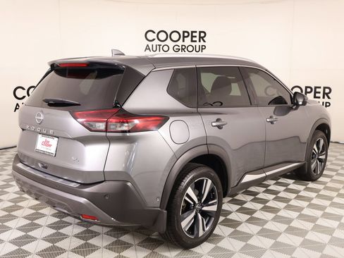 Used 2023 Nissan Rogue SL w/ SL Premium Package FWD image 22