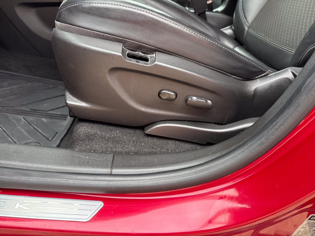 Used 2019 Buick Encore Preferred FWD image 37