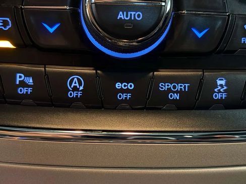 Used 2017 Jeep Grand Cherokee Limited AWD/4WD image 31