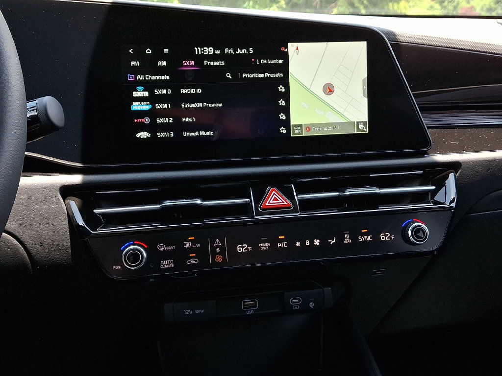 New 2026 Kia Niro Wind w/ Wind Preserve Package FWD image 8