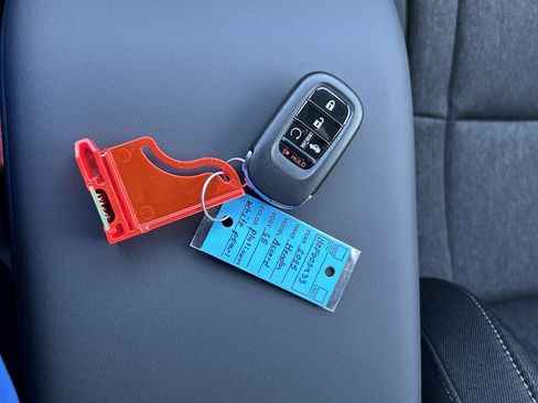 New 2025 Honda Accord SE image 24