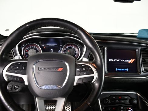 Used 2018 Dodge Challenger GT image 16