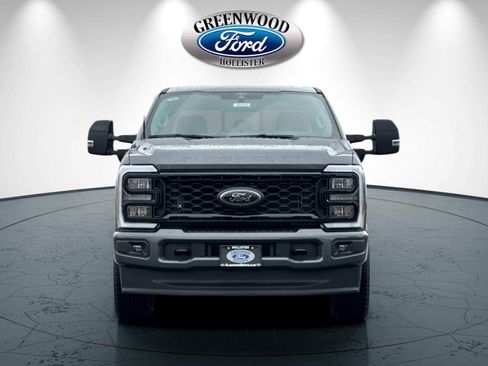 New 2026 Ford F350 Lariat w/ Black Appearance Package image 9