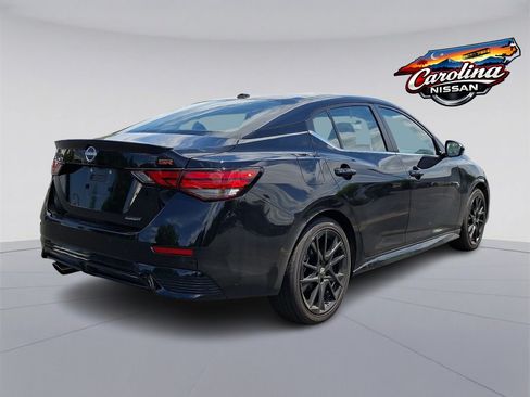 Used 2025 Nissan Sentra SR w/ Midnight Edition FWD image 6