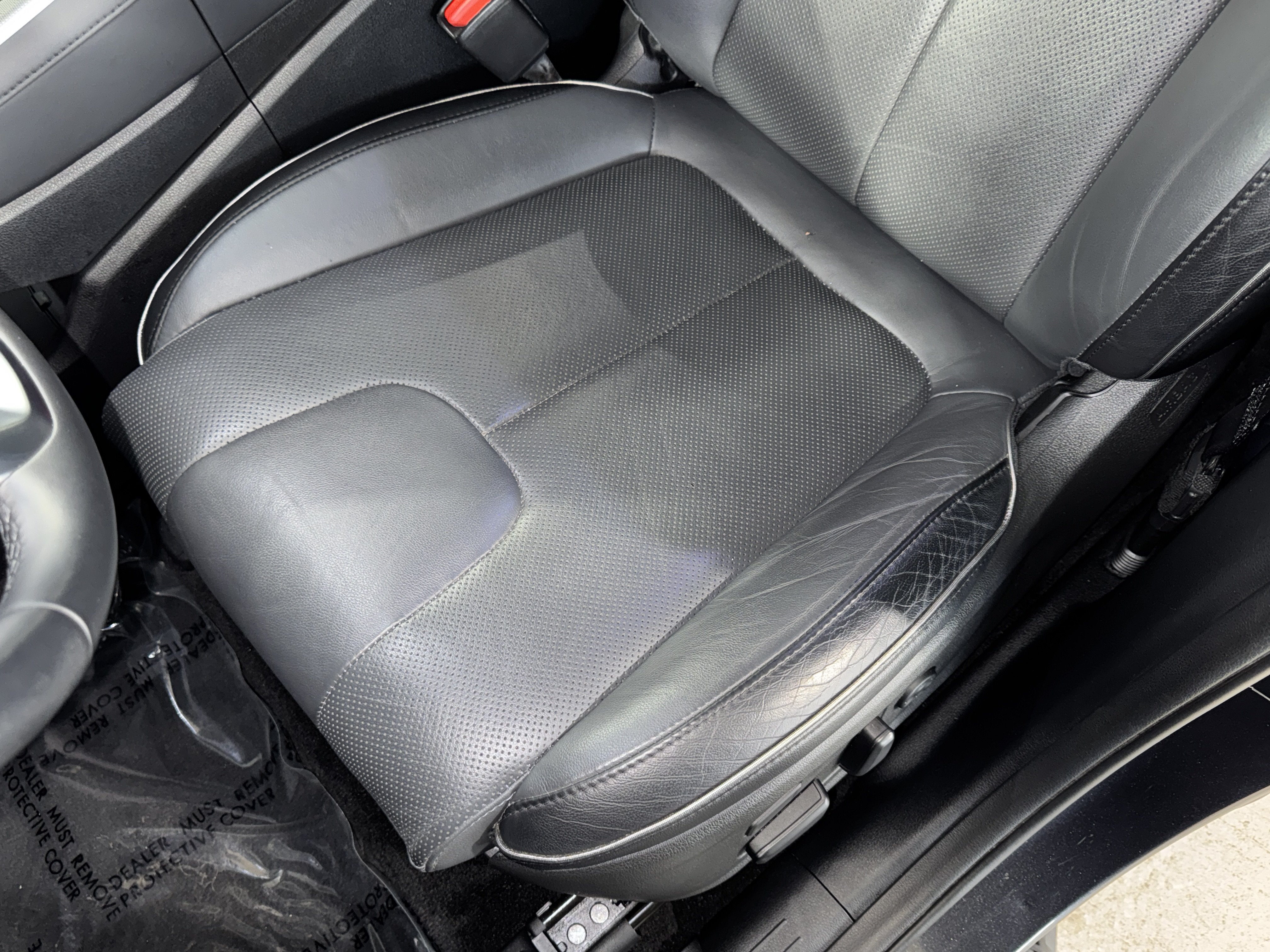 Used 2022 Hyundai Santa Fe Limited FWD image 11