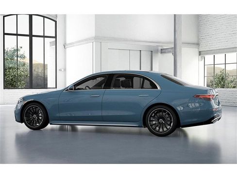 New 2026 Mercedes-Benz S 580 4MATIC Sedan image 32