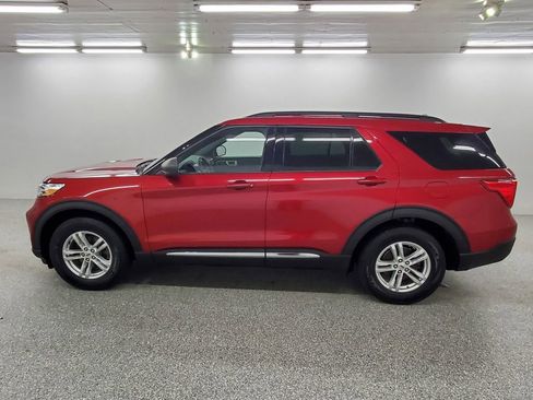 Used 2020 Ford Explorer XLT w/ Equipment Group 202A image 7
