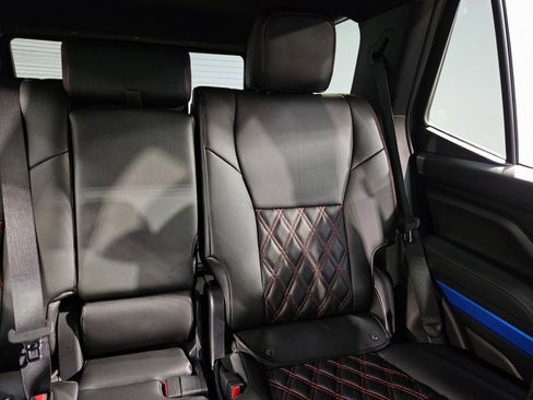 Used 2025 Toyota 4Runner TRD Off-Road image 14