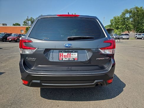 Used 2023 Subaru Forester AWD/4WD image 4
