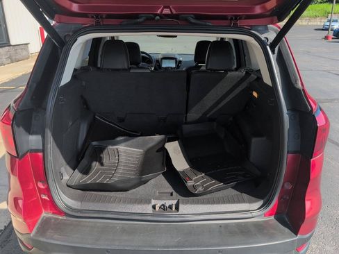 Used 2019 Ford Escape Titanium AWD/4WD image 14