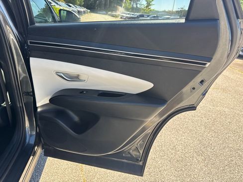Used 2022 Hyundai Tucson SEL w/ Cargo Package FWD image 16