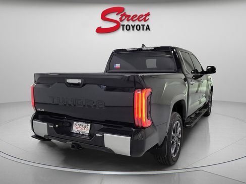 Used 2025 Toyota Tundra Limited image 4